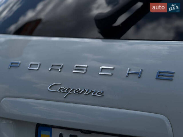 Білий Порше Cayenne, об'ємом двигуна 2.97 л та пробігом 190 тис. км за 24000 $, фото 13 на Automoto.ua