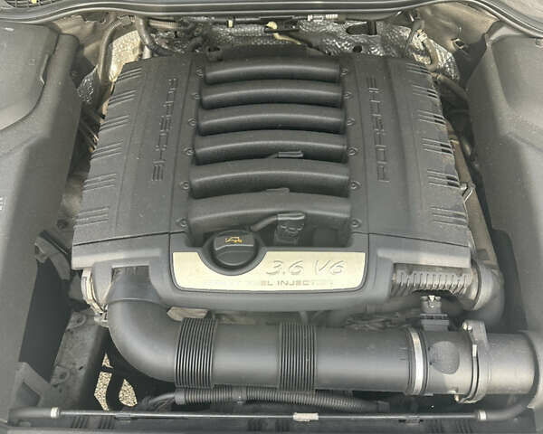 Порше Каен 2013 в Киеве на Automoto.ua Белый Порше Каен, объемом двигателя 3.6 л и пробегом 159 тыс. км за 19900 $, фото 17 на Automoto.ua