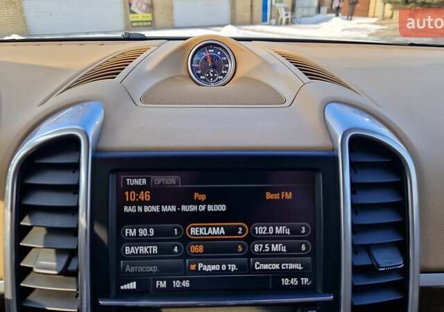 Белый Порше Каен, объемом двигателя 4.8 л и пробегом 132 тыс. км за 27800 $, фото 24 на Automoto.ua