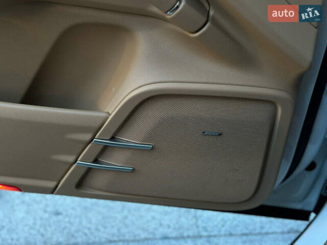 Белый Порше Каен, объемом двигателя 2.97 л и пробегом 185 тыс. км за 22600 $, фото 16 на Automoto.ua