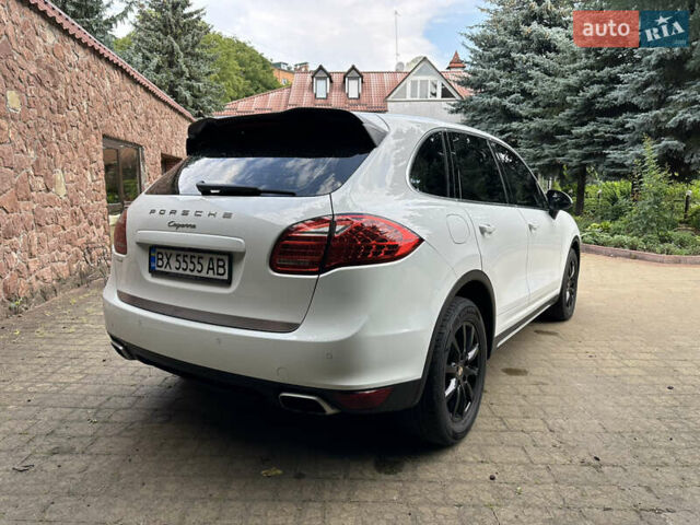 Белый Порше Каен, объемом двигателя 3.6 л и пробегом 89 тыс. км за 18500 $, фото 12 на Automoto.ua