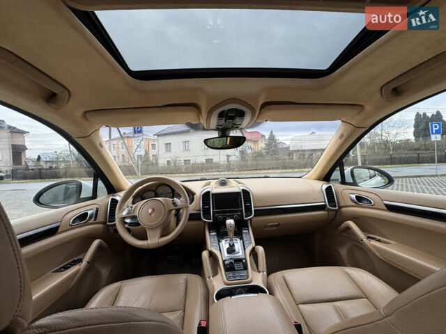 Белый Порше Каен, объемом двигателя 3 л и пробегом 136 тыс. км за 19900 $, фото 36 на Automoto.ua