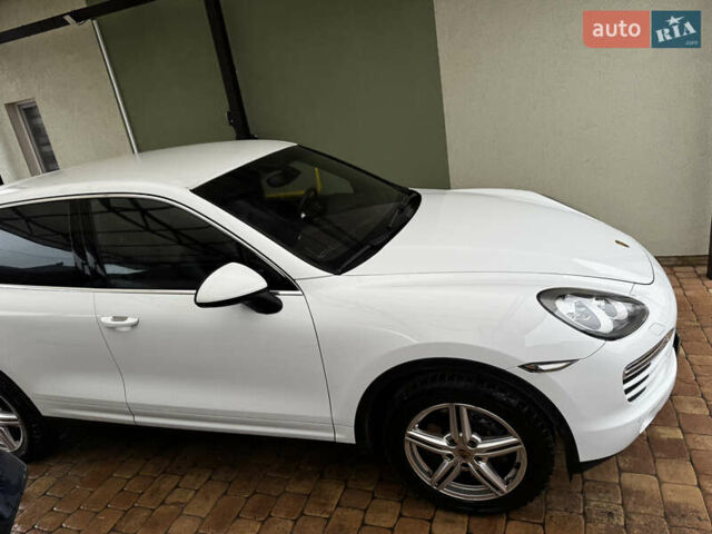 Білий Порше Cayenne, об'ємом двигуна 3.6 л та пробігом 152 тис. км за 23300 $, фото 3 на Automoto.ua