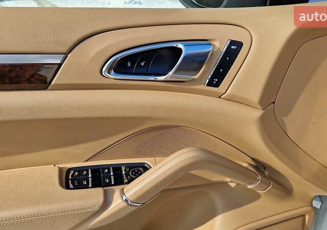 Белый Порше Каен, объемом двигателя 4.8 л и пробегом 132 тыс. км за 27800 $, фото 14 на Automoto.ua