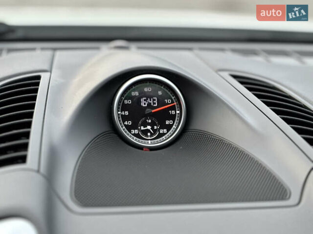 Білий Порше Cayenne, об'ємом двигуна 4.8 л та пробігом 81 тис. км за 20900 $, фото 15 на Automoto.ua