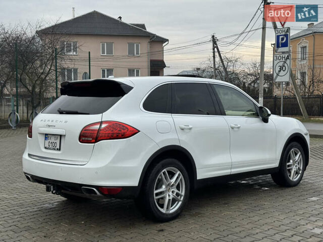 Белый Порше Каен, объемом двигателя 3 л и пробегом 136 тыс. км за 19900 $, фото 26 на Automoto.ua