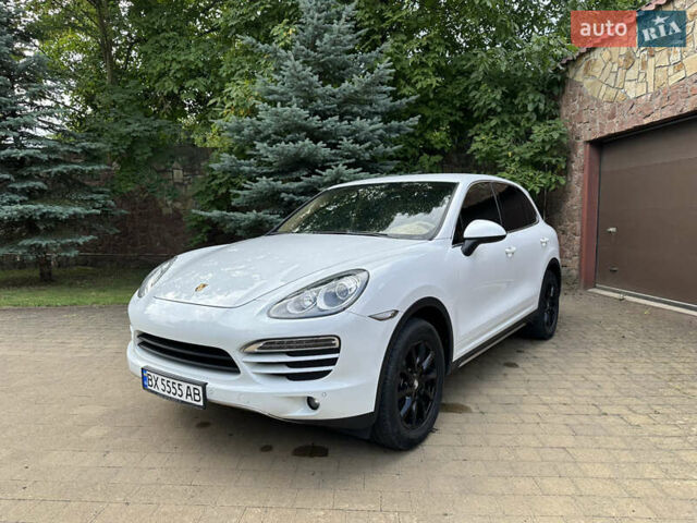 Белый Порше Каен, объемом двигателя 3.6 л и пробегом 89 тыс. км за 18500 $, фото 1 на Automoto.ua