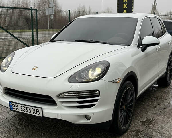 Білий Порше Cayenne, об'ємом двигуна 3.6 л та пробігом 212 тис. км за 20000 $, фото 1 на Automoto.ua