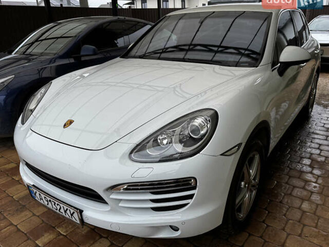 Білий Порше Cayenne, об'ємом двигуна 3.6 л та пробігом 152 тис. км за 23300 $, фото 12 на Automoto.ua