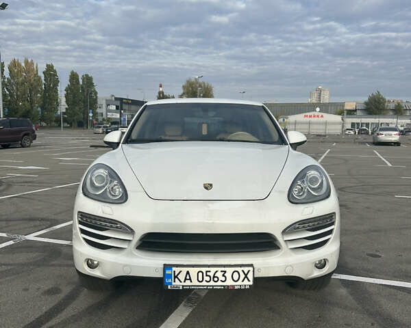 Порше Каен 2013 в Киеве на Automoto.ua Белый Порше Каен, объемом двигателя 3.6 л и пробегом 159 тыс. км за 19900 $, фото 2 на Automoto.ua