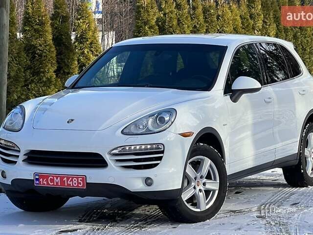 Білий Порше Cayenne, об'ємом двигуна 3 л та пробігом 240 тис. км за 20999 $, фото 6 на Automoto.ua