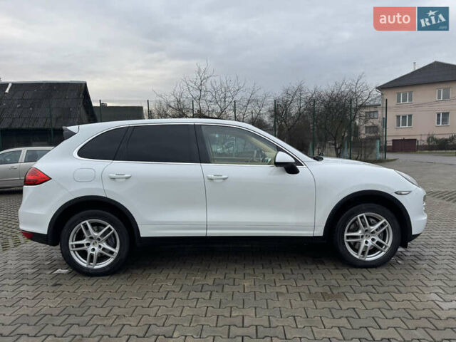 Белый Порше Каен, объемом двигателя 3 л и пробегом 136 тыс. км за 19900 $, фото 27 на Automoto.ua