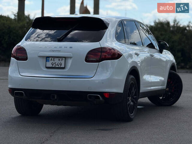 Білий Порше Cayenne, об'ємом двигуна 2.97 л та пробігом 190 тис. км за 24000 $, фото 8 на Automoto.ua
