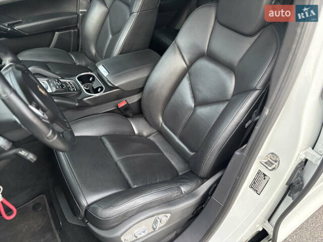 Білий Порше Cayenne, об'ємом двигуна 4.8 л та пробігом 81 тис. км за 20900 $, фото 9 на Automoto.ua