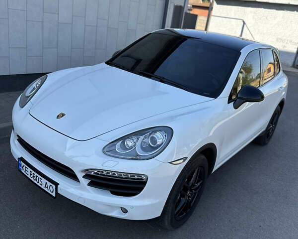 Білий Порше Cayenne, об'ємом двигуна 2.97 л та пробігом 214 тис. км за 23900 $, фото 1 на Automoto.ua