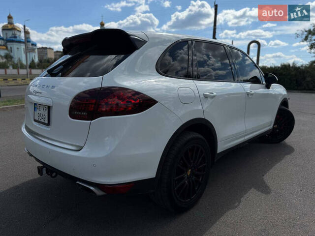 Білий Порше Cayenne, об'ємом двигуна 2.97 л та пробігом 190 тис. км за 24000 $, фото 14 на Automoto.ua