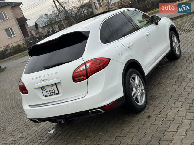 Белый Порше Каен, объемом двигателя 3 л и пробегом 136 тыс. км за 19900 $, фото 25 на Automoto.ua