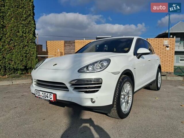 Белый Порше Каен, объемом двигателя 2.97 л и пробегом 194 тыс. км за 31700 $, фото 25 на Automoto.ua