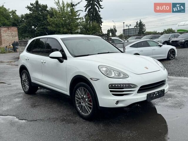 Білий Порше Cayenne, об'ємом двигуна 3 л та пробігом 193 тис. км за 26700 $, фото 38 на Automoto.ua