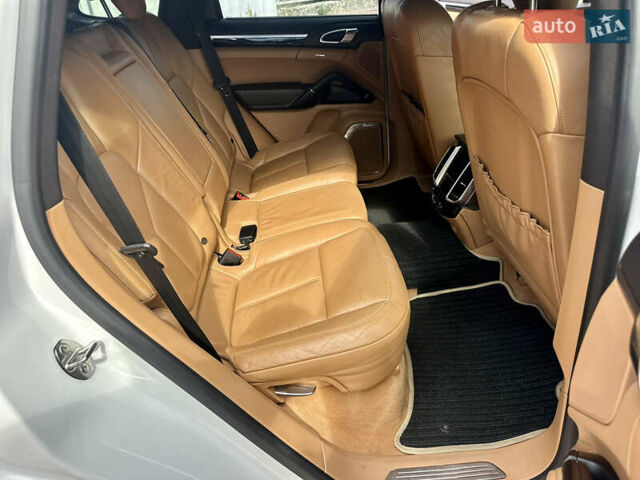 Порше Cayenne 2014 у Христиновке на Automoto.ua Білий Порше Cayenne, об'ємом двигуна 3 л та пробігом 199 тис. км за 26000 $, фото 29 на Automoto.ua