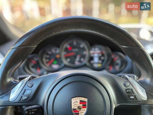 Белый Порше Каен, объемом двигателя 3 л и пробегом 150 тыс. км за 21999 $, фото 14 на Automoto.ua