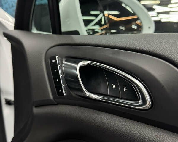 Белый Порше Каен, объемом двигателя 3.6 л и пробегом 130 тыс. км за 27500 $, фото 67 на Automoto.ua