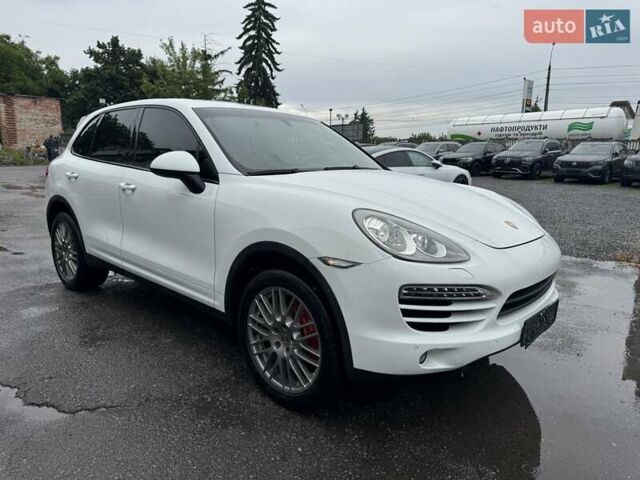 Білий Порше Cayenne, об'ємом двигуна 3 л та пробігом 193 тис. км за 26700 $, фото 49 на Automoto.ua