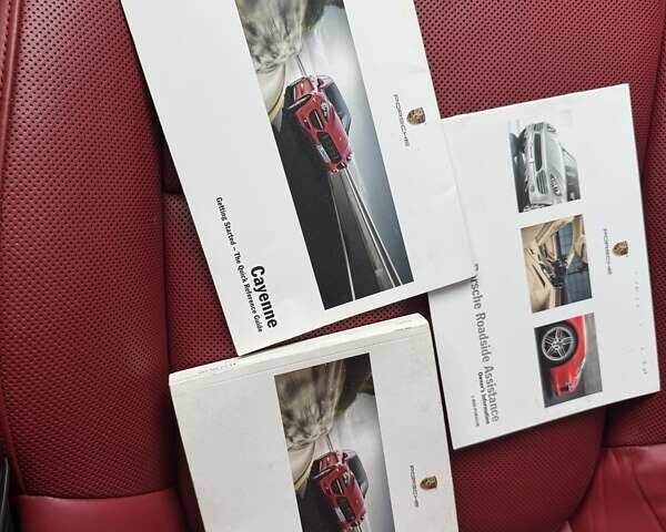 Білий Порше Cayenne, об'ємом двигуна 3 л та пробігом 193 тис. км за 26700 $, фото 2 на Automoto.ua