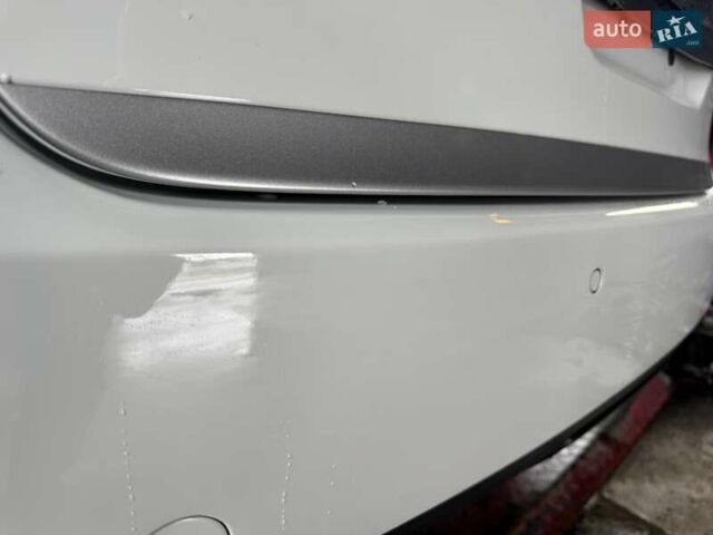 Білий Порше Cayenne, об'ємом двигуна 3 л та пробігом 193 тис. км за 26700 $, фото 111 на Automoto.ua