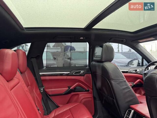 Білий Порше Cayenne, об'ємом двигуна 2.97 л та пробігом 233 тис. км за 24900 $, фото 17 на Automoto.ua