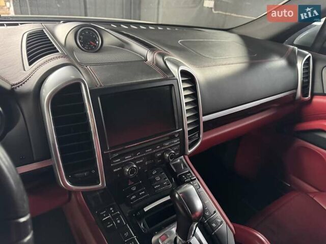 Білий Порше Cayenne, об'ємом двигуна 3 л та пробігом 193 тис. км за 26700 $, фото 113 на Automoto.ua