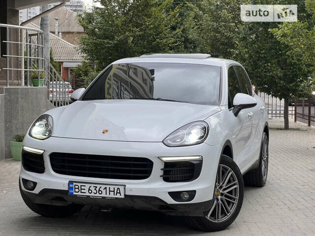 Білий Порше Cayenne, об'ємом двигуна 2.97 л та пробігом 145 тис. км за 37500 $, фото 74 на Automoto.ua