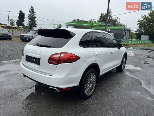 Білий Порше Cayenne, об'ємом двигуна 3 л та пробігом 193 тис. км за 26700 $, фото 55 на Automoto.ua