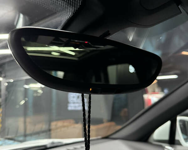 Белый Порше Каен, объемом двигателя 3.6 л и пробегом 130 тыс. км за 27500 $, фото 48 на Automoto.ua