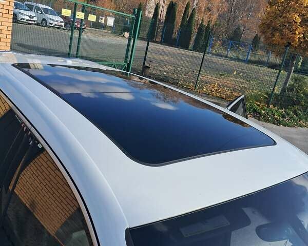 Белый Порше Каен, объемом двигателя 2.97 л и пробегом 194 тыс. км за 31700 $, фото 44 на Automoto.ua