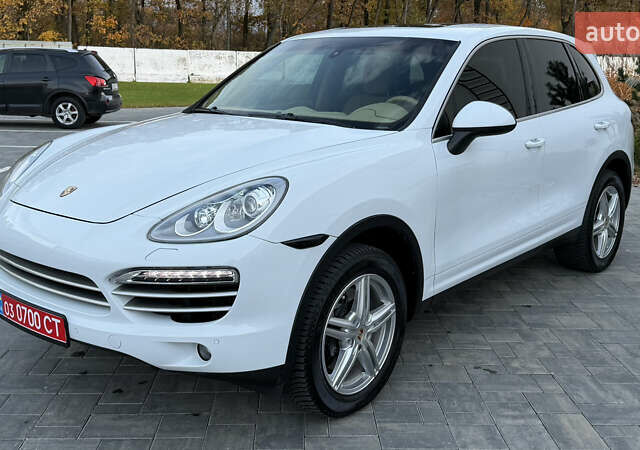 Порше Cayenne 2014 у Луцьку на Automoto.ua Білий Порше Cayenne, об'ємом двигуна 3 л та пробігом 187 тис. км за 22400 $, фото 44 на Automoto.ua