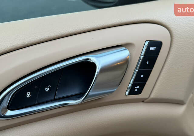 Порше Cayenne 2014 у Луцьку на Automoto.ua Білий Порше Cayenne, об'ємом двигуна 3 л та пробігом 187 тис. км за 22400 $, фото 51 на Automoto.ua