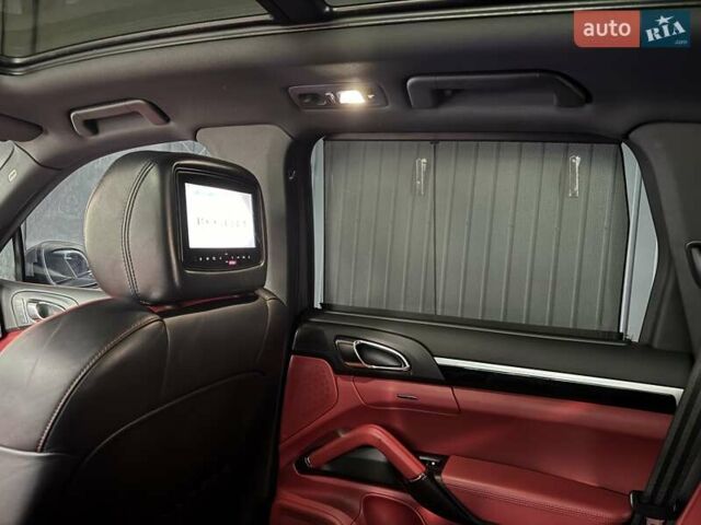 Білий Порше Cayenne, об'ємом двигуна 3 л та пробігом 193 тис. км за 26700 $, фото 67 на Automoto.ua