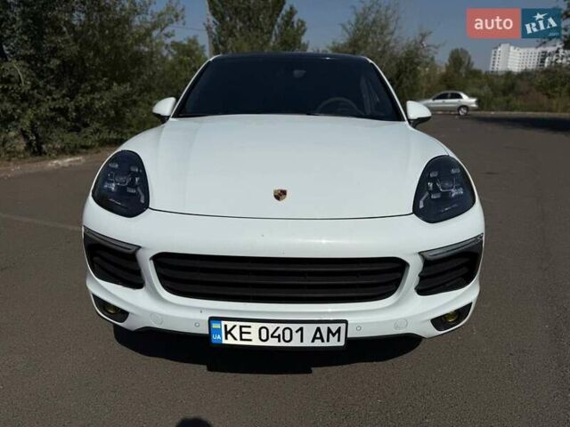 Білий Порше Cayenne, об'ємом двигуна 3.6 л та пробігом 126 тис. км за 31500 $, фото 9 на Automoto.ua
