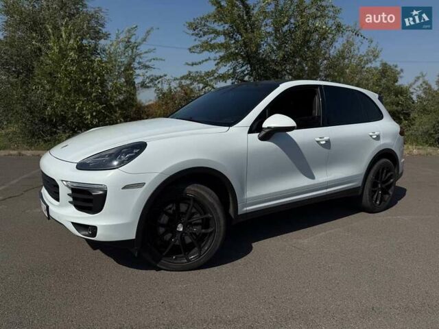 Білий Порше Cayenne, об'ємом двигуна 3.6 л та пробігом 126 тис. км за 31500 $, фото 6 на Automoto.ua