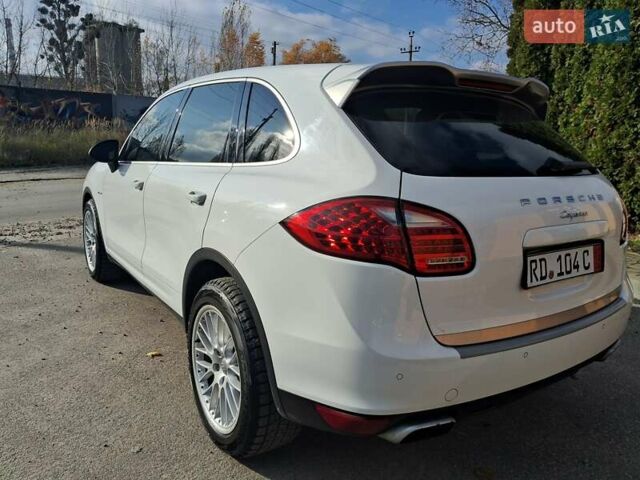Белый Порше Каен, объемом двигателя 2.97 л и пробегом 194 тыс. км за 31700 $, фото 12 на Automoto.ua