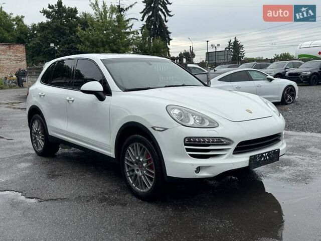 Білий Порше Cayenne, об'ємом двигуна 3 л та пробігом 193 тис. км за 26700 $, фото 37 на Automoto.ua