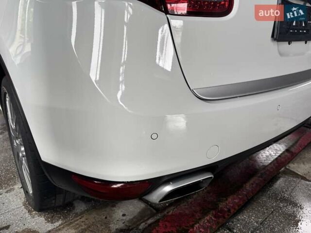 Білий Порше Cayenne, об'ємом двигуна 3 л та пробігом 193 тис. км за 26700 $, фото 110 на Automoto.ua