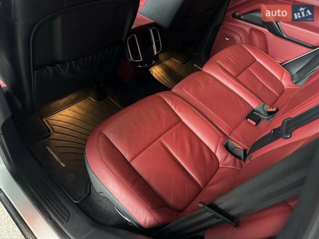 Білий Порше Cayenne, об'ємом двигуна 3 л та пробігом 193 тис. км за 26700 $, фото 78 на Automoto.ua