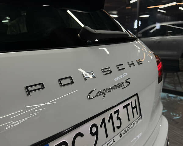 Белый Порше Каен, объемом двигателя 3.6 л и пробегом 130 тыс. км за 27500 $, фото 16 на Automoto.ua