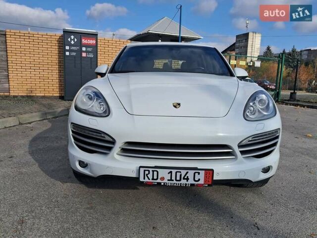 Белый Порше Каен, объемом двигателя 2.97 л и пробегом 194 тыс. км за 31700 $, фото 13 на Automoto.ua