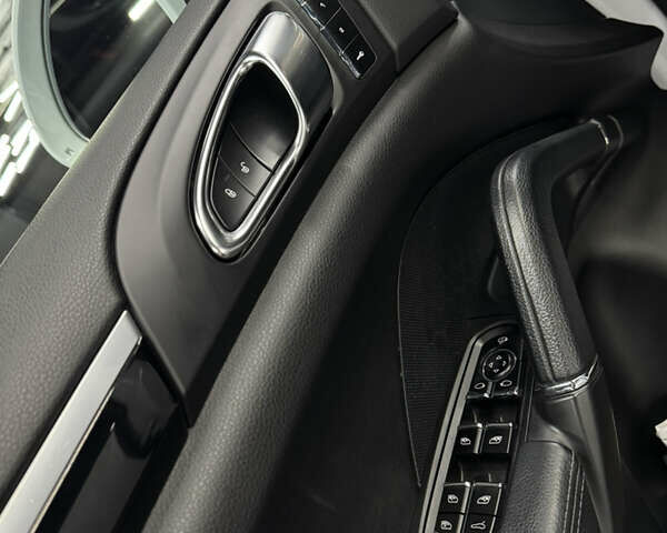 Белый Порше Каен, объемом двигателя 3.6 л и пробегом 130 тыс. км за 27500 $, фото 38 на Automoto.ua