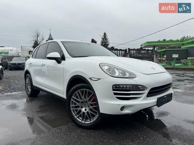 Білий Порше Cayenne, об'ємом двигуна 3 л та пробігом 193 тис. км за 26700 $, фото 27 на Automoto.ua