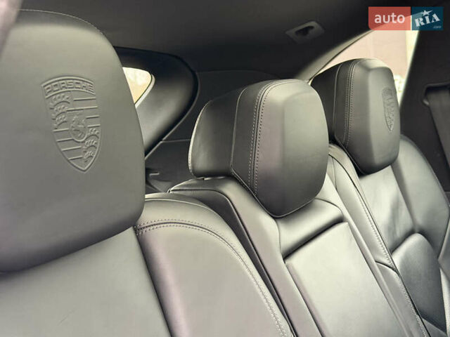 Белый Порше Каен, объемом двигателя 3 л и пробегом 195 тыс. км за 28700 $, фото 32 на Automoto.ua