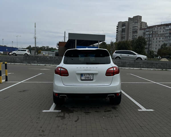 Білий Порше Cayenne, об'ємом двигуна 3.6 л та пробігом 96 тис. км за 22900 $, фото 4 на Automoto.ua